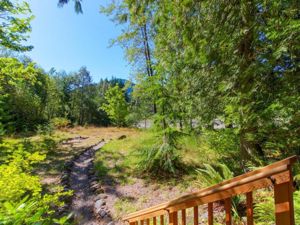 Roaring River Retreat Welches Екстериор снимка